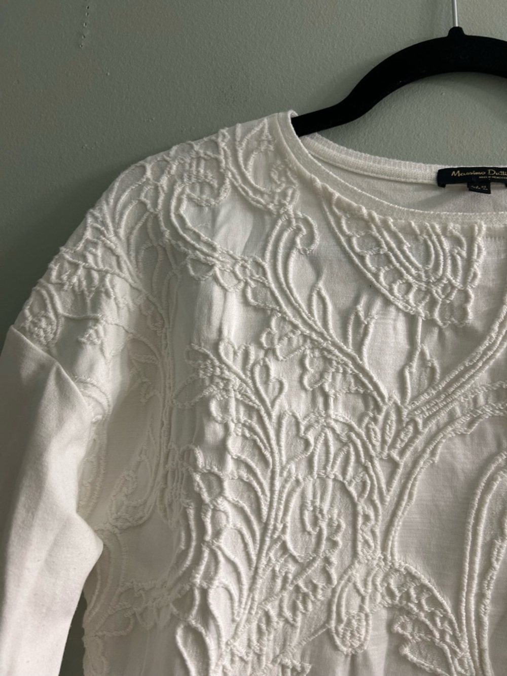 Massimo dutti 3/4 sleeve white textured paisley top